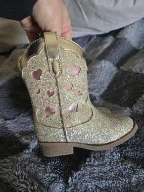 Cat And Jack Size 6 Toddler Sparkly Gold Cowboy Boots with Pink Heart Inlays